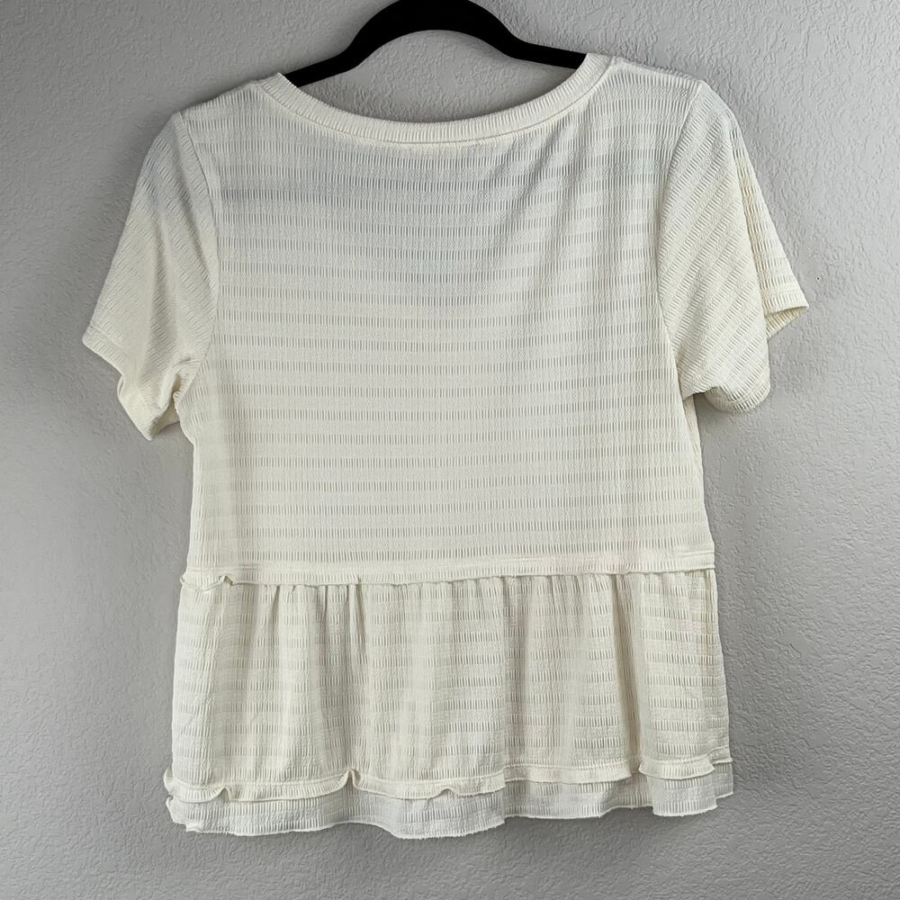 Atelier by Kirious Cream Short Sleeve Texture V-Neck Babydoll Knit Blouse Medium - Picture 12 of 13
